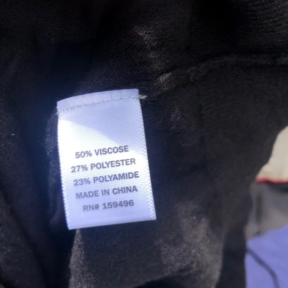 NWT BILLIE OFFICIAL LINDSEY PUFF SLEEVE BLACK TURTLENECK SWEATER - Picture 5 of 6